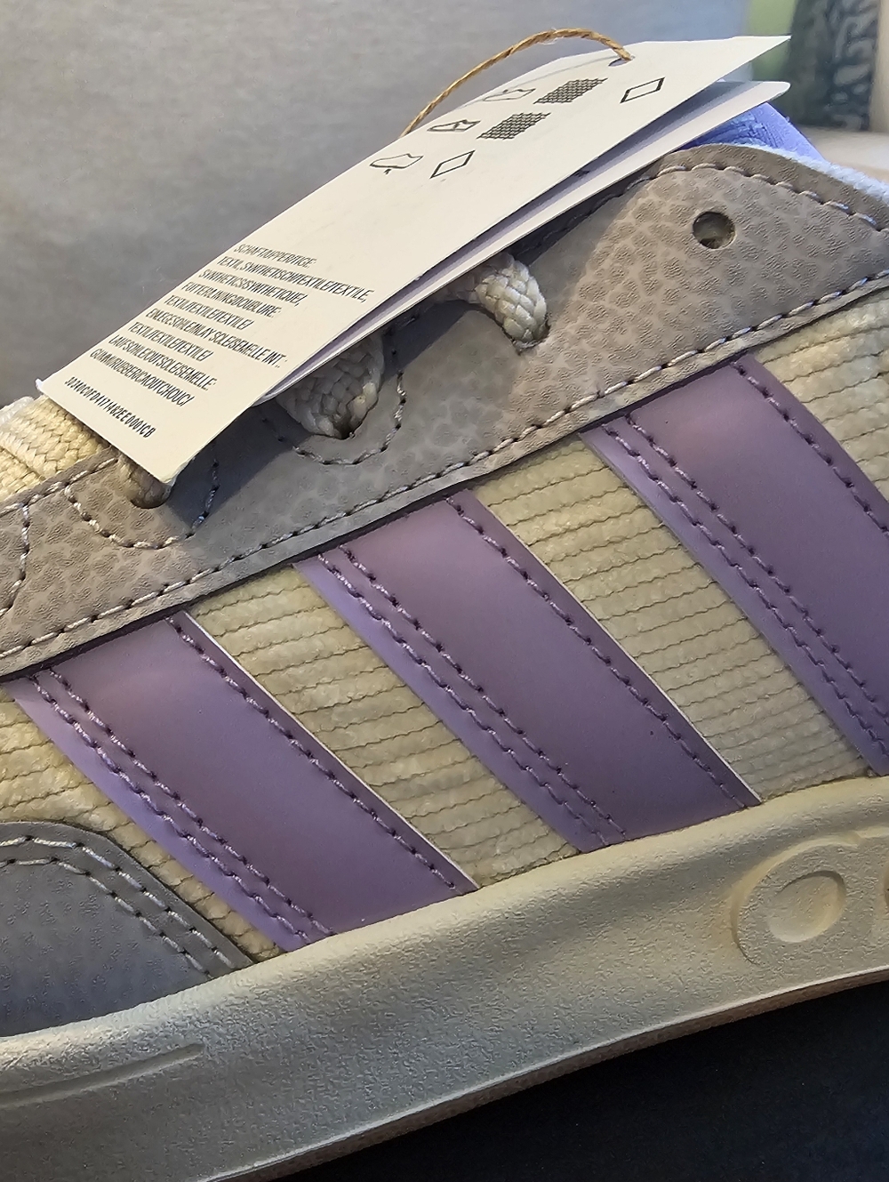 NWT Adidas Kids Breakbase J- Purple/Gray/Cream- Size 4.5 - Picture 3 of 4
